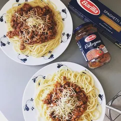 Спагетти с соусом болоньезе🍝