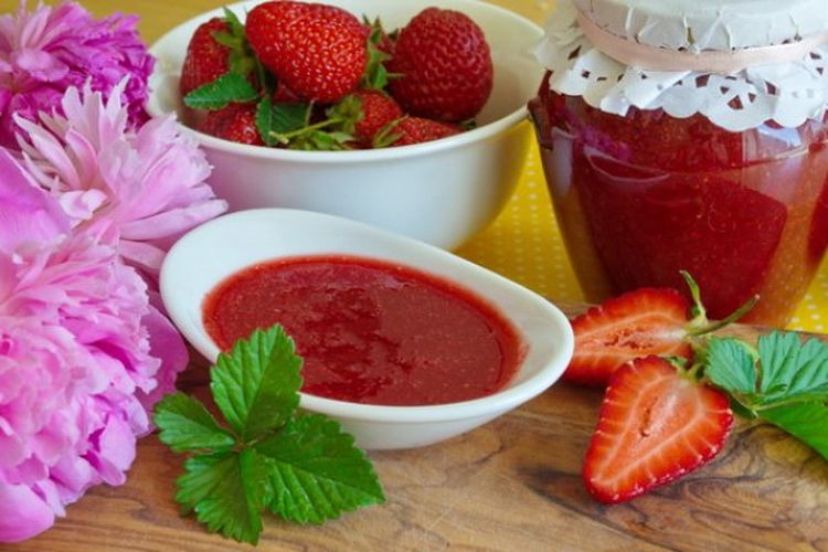 Клубника, перетертая с сахаром, рецепт на зиму