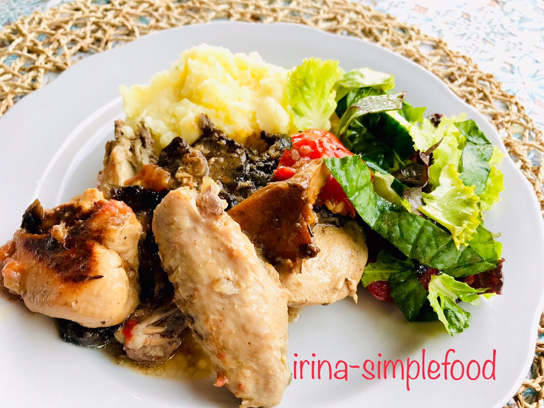 Как приготовить рецепт Тушеная курица с грибами и маслинами