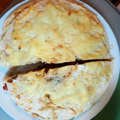 Пирог из лаваша с творогом и сыром