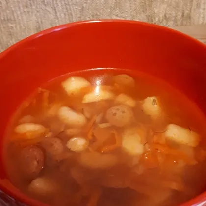Польский фасолевый суп с копчеными колбасками