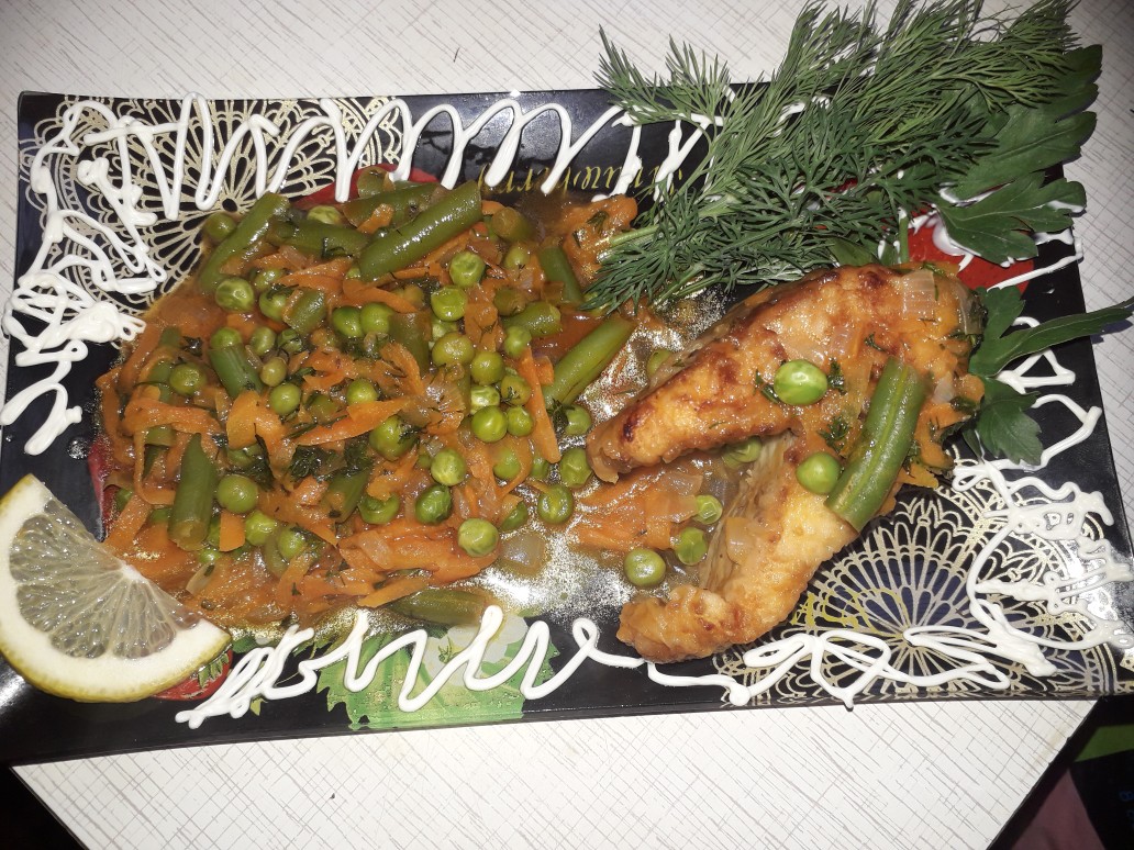 Щука с овощами