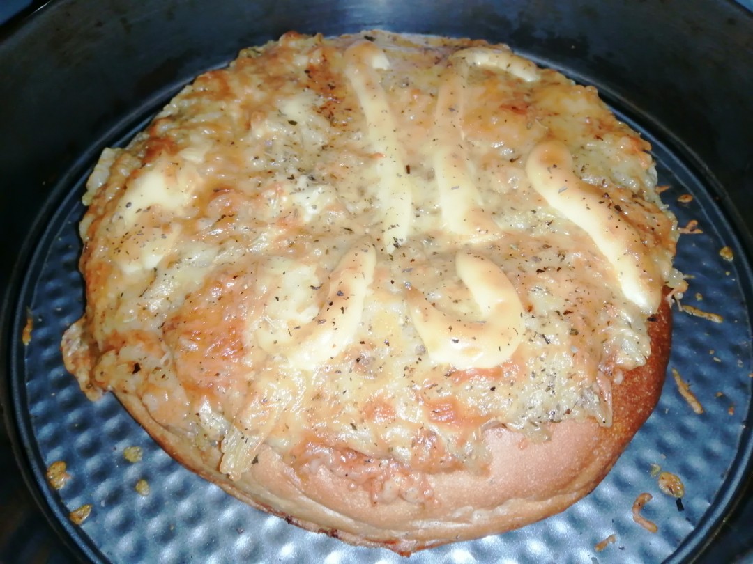 Пицца с макаронами