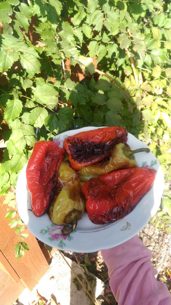 Перцы жареные