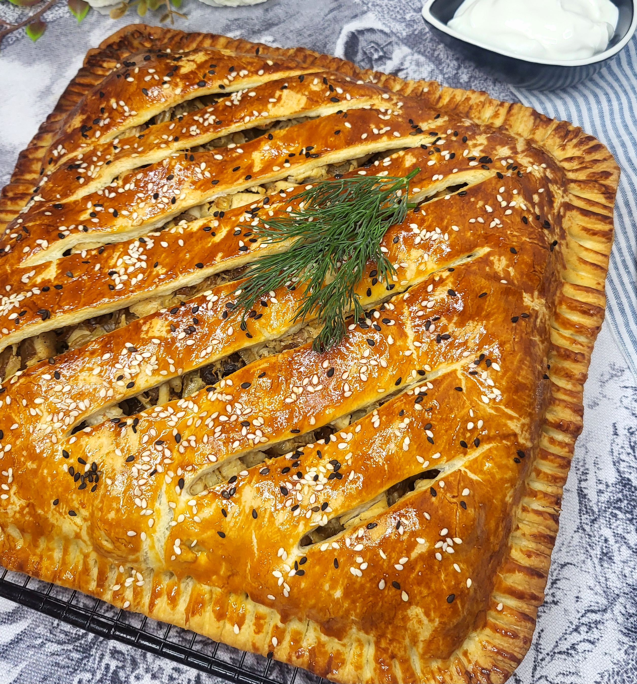 Закрытый пирог с курицей и картофелем