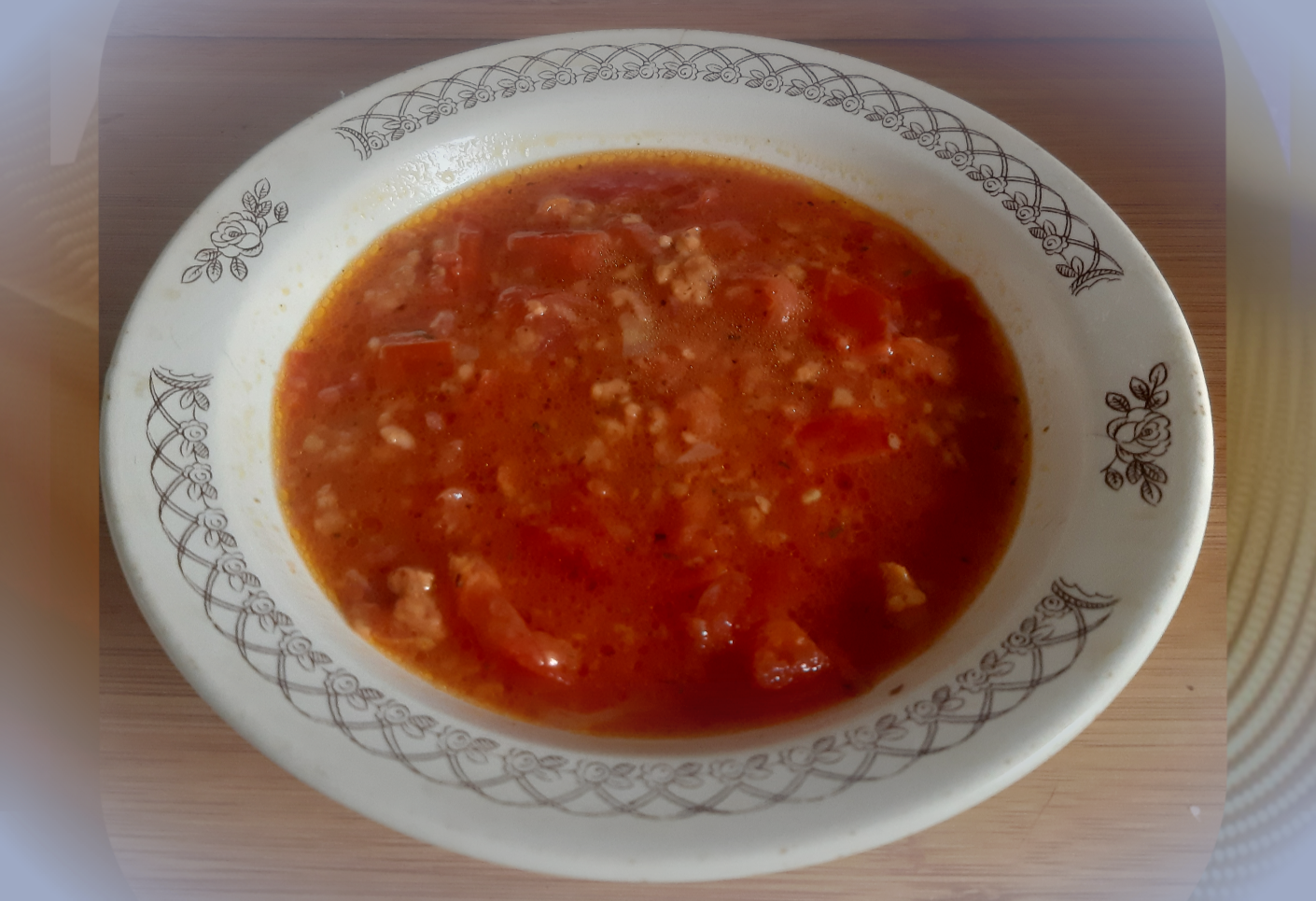 Суп из помидоров с фрикадельками