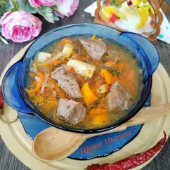 Гуляш из свиного сердца с овощами в мультиварке