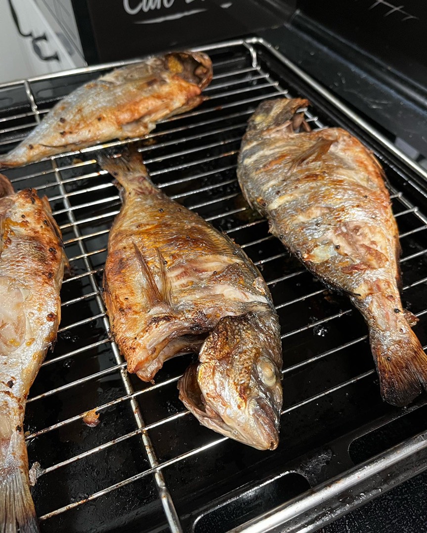 Как приготовить рыбу на гриле в духовке - wikiHow