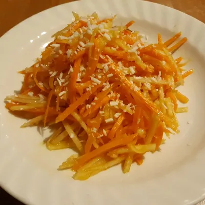 Морковный салат с кокосовой стружкой