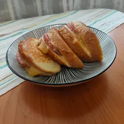 Гренки с начинкой 🥪