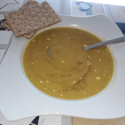 Овощной крем-суп с красной чечевицей