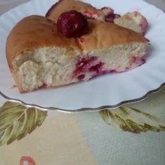 Пирог с вишней