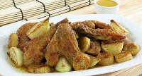 Курица, тушенная с бананами