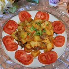 Картошка с тушёнкой