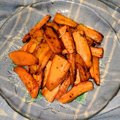 Морковь карамелизированная на гарнир
