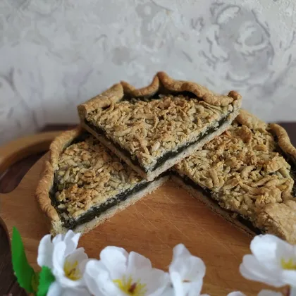 Песочный пирог со щавелем (веганский)