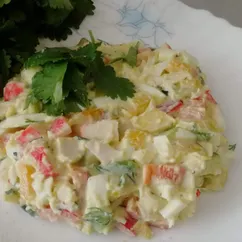 Легкий салатик с авокадо и крабовыми палочками🥑🌶️🔪