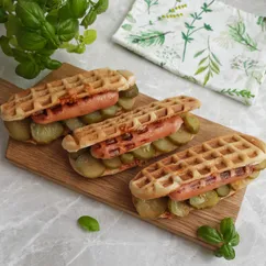 Хот-дог в вафельнице 