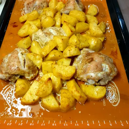 Картошечка с курицей в духовке