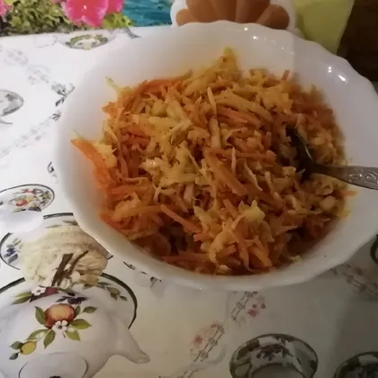 Салат из сельдерея с корейской морковкой