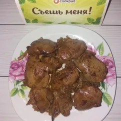 Куриная печень, жаренная с луком