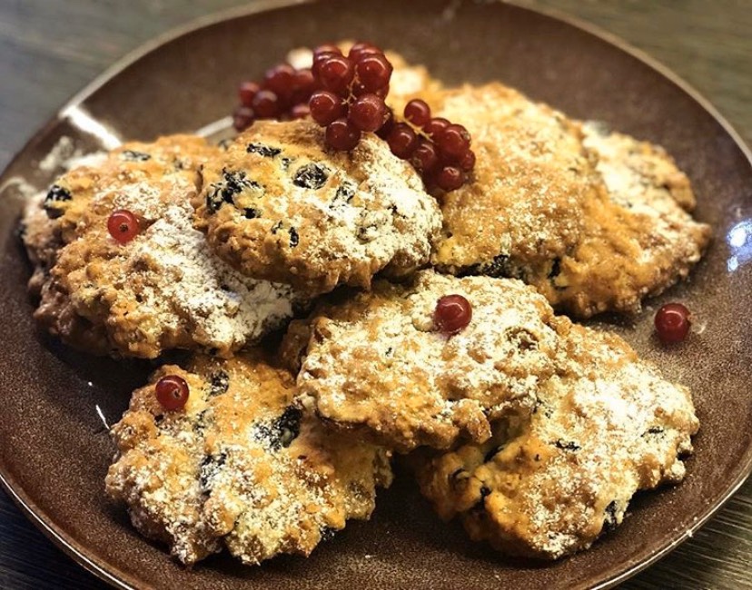 Домашнее овсяное печенье с изюмом🍪