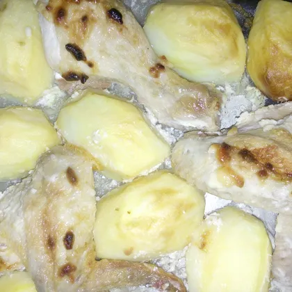 Курочка с картофелем с чесноком запеченные в духовке