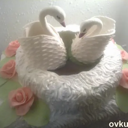 Тортик "Милые лебеди"