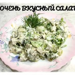 Салат брокколи с курицей