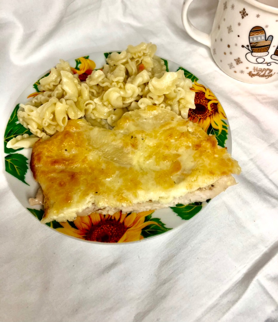 Курица с ананасом