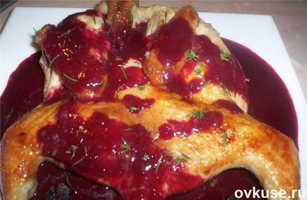 Цыпленок под ежевичным соусом (Грузинская кухня)