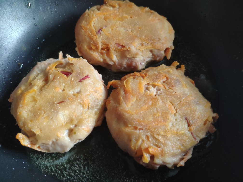 Гречневые оладьи с морковью и яблоком