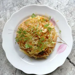 Капуста тушеная