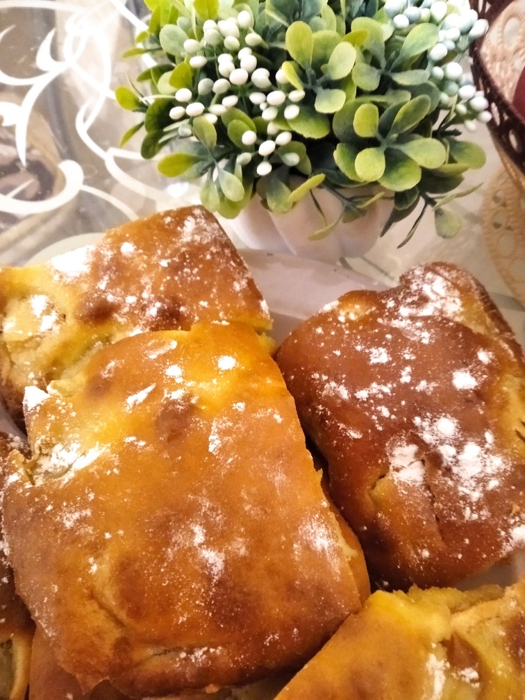 Шарлотка с грушами🍐
