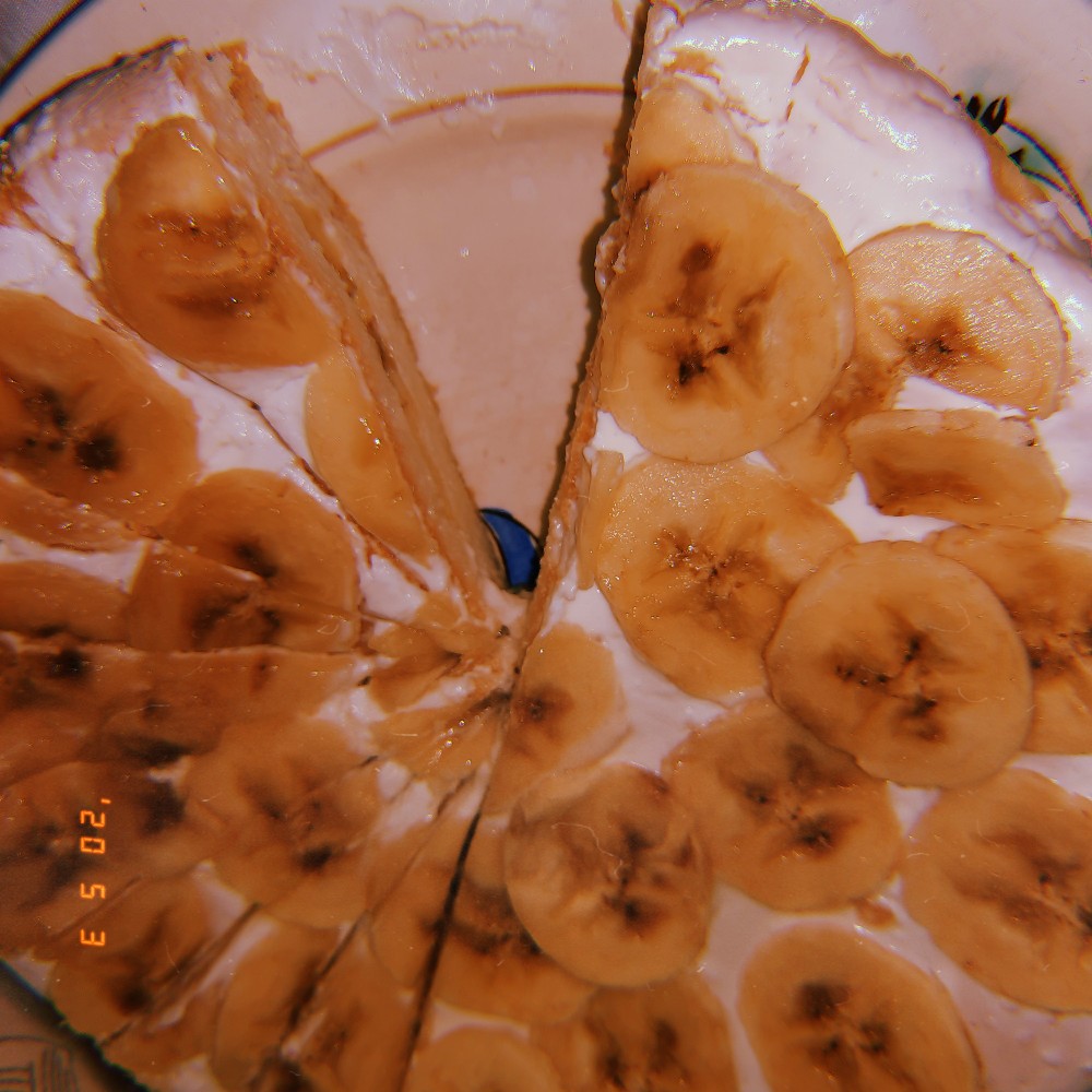Вкусный бисквит с бананами в мультиварке