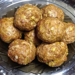 Мясные котлеты с сыром внутри