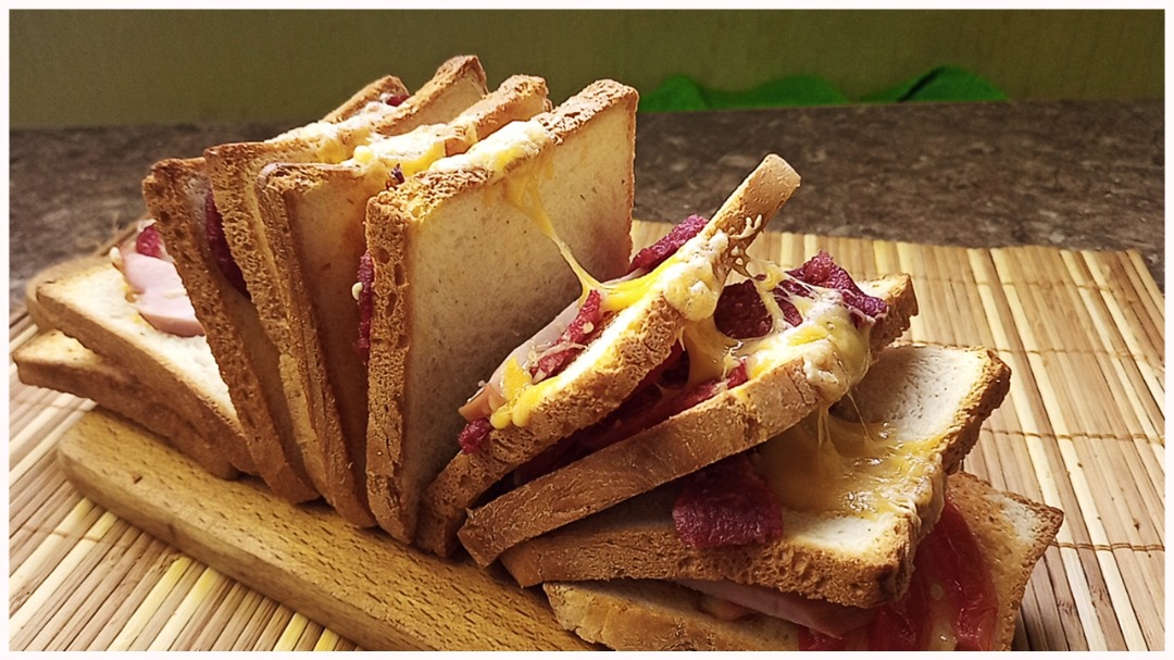 Горячие бутерброды рецепт – Сэндвичи. «Еда»