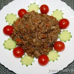 Гречка с грибами, куриными сердечками и печенью в скороварке