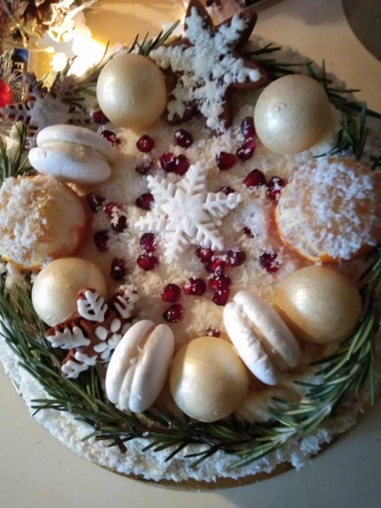 Бисквитный торт «Новогодняя ёлка»