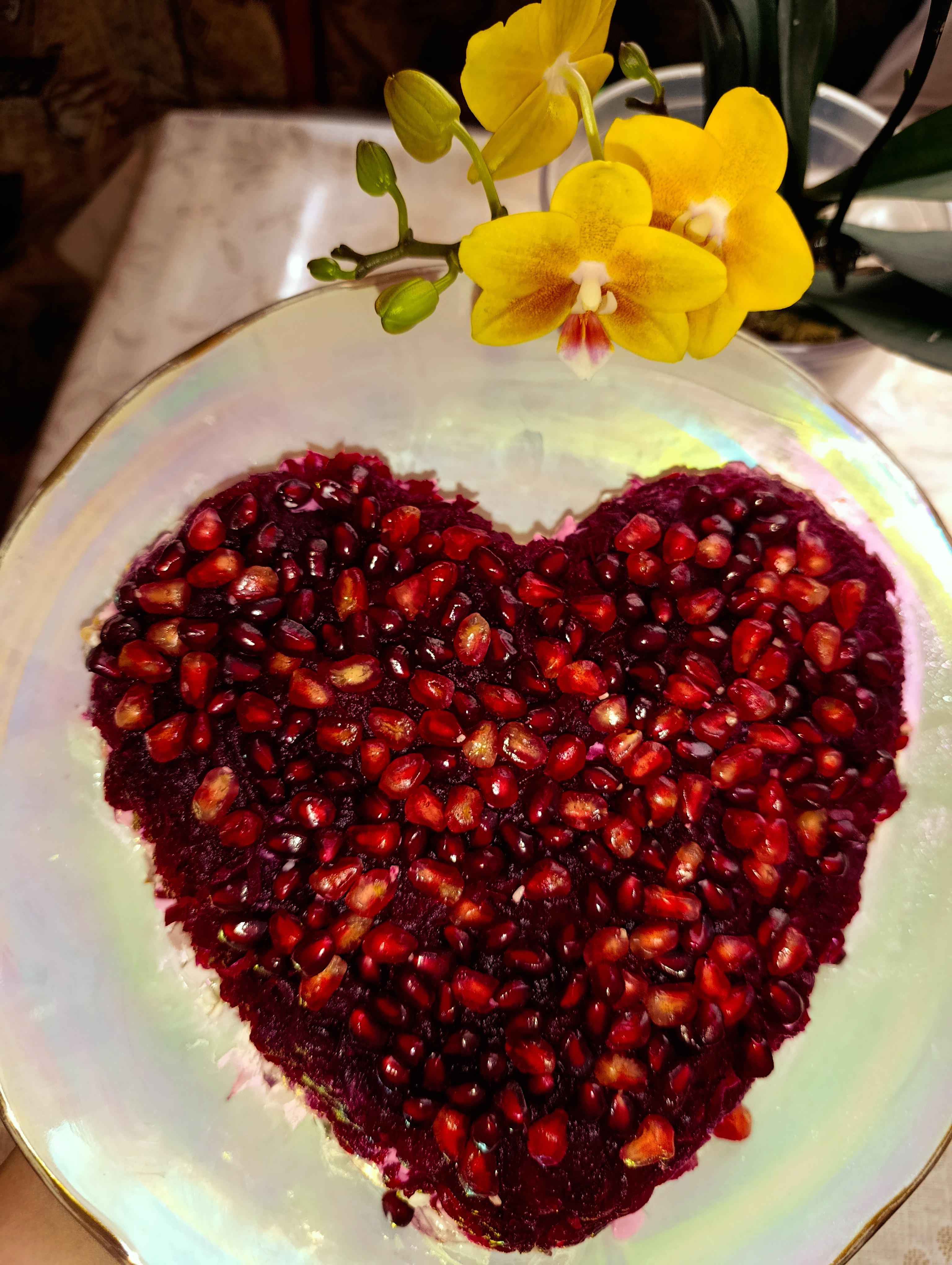 Салат "Гранатовое сердце"