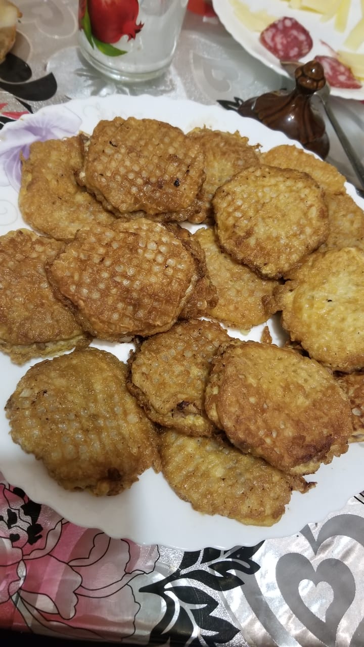 Жареные котлеты в вафлях