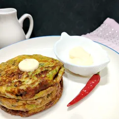 Кабачковые оладьи с сыром