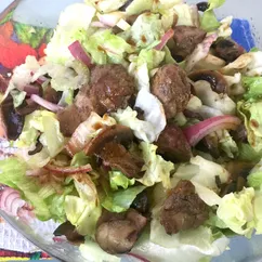 Тёплый салат с куриной печенью