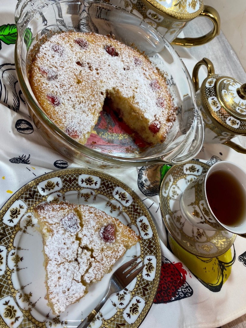 Пирог с клубникой в мультиварке, пошаговый рецепт на ккал, фото, ингредиенты - julika