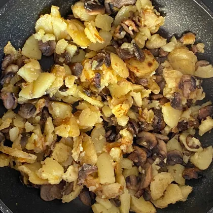 Жареная картошка 🥔 с грибами