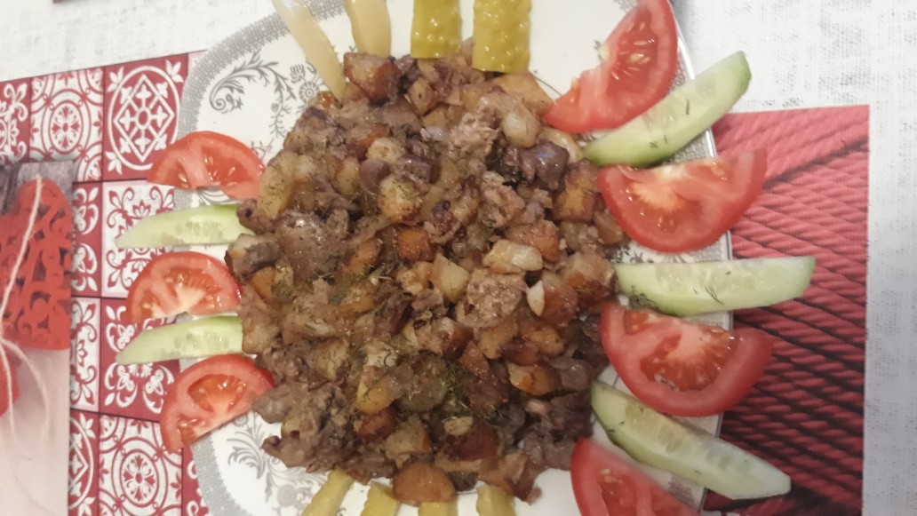Куриная печень с картофелем. #кулинарныймарафон
