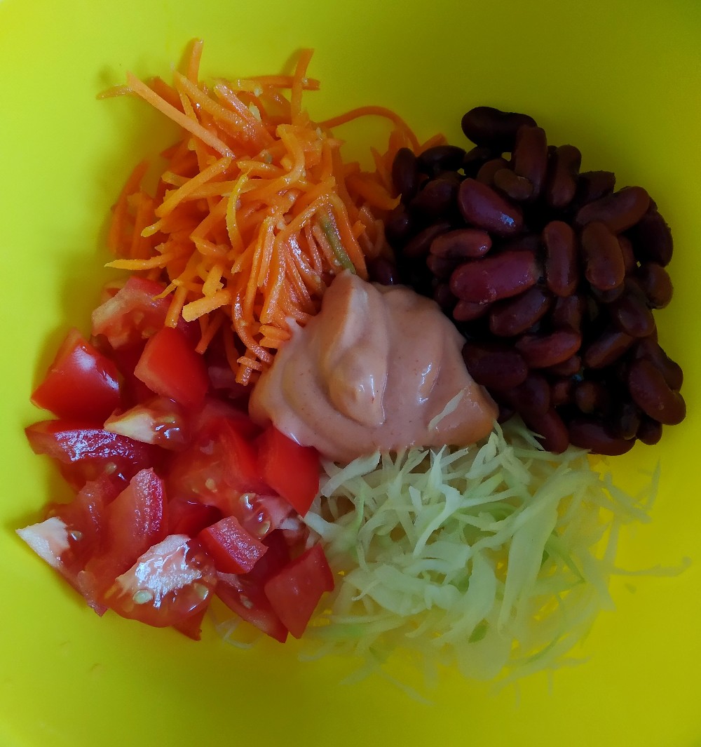 Салат с корейской морковью и фасолью - из кулинарного арсенала хозяйки: рецепт с фото и видео