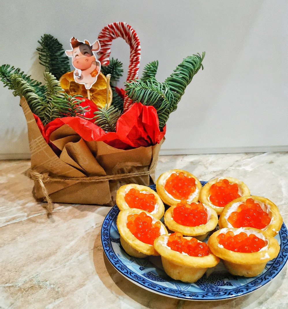 Тарталетки с икрой