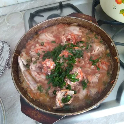 Тушёная курица в томате