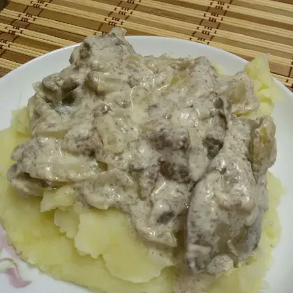 Тушеная куриная печень